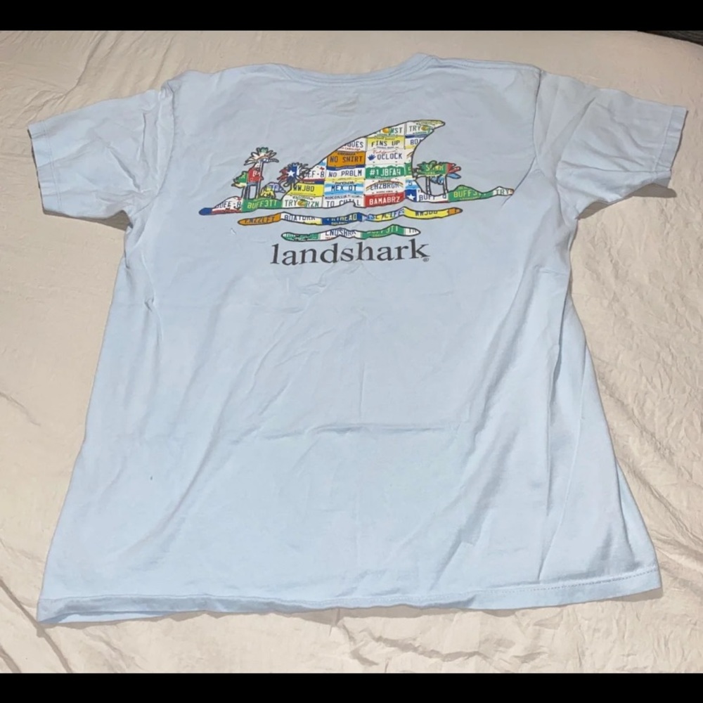 Womens Graphic Tshirt Size Medium